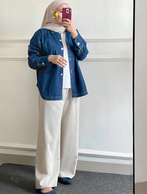 Image of Reina Jeans Shirt