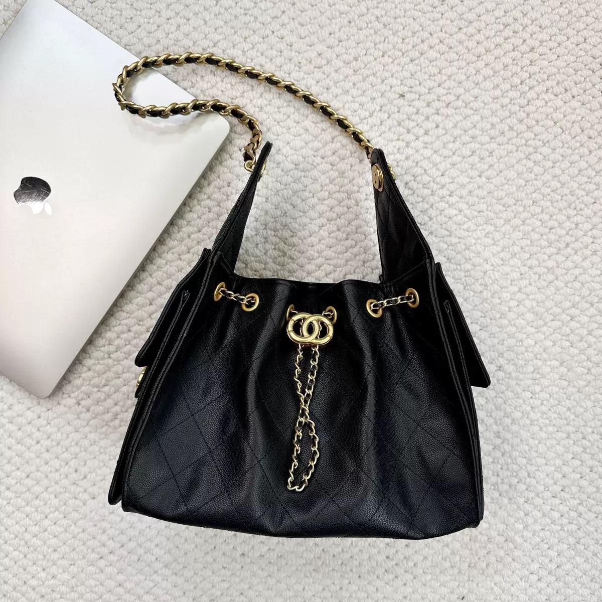 CHELSEA HOBO 25