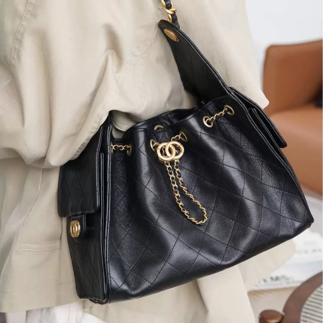 CHELSEA HOBO 25