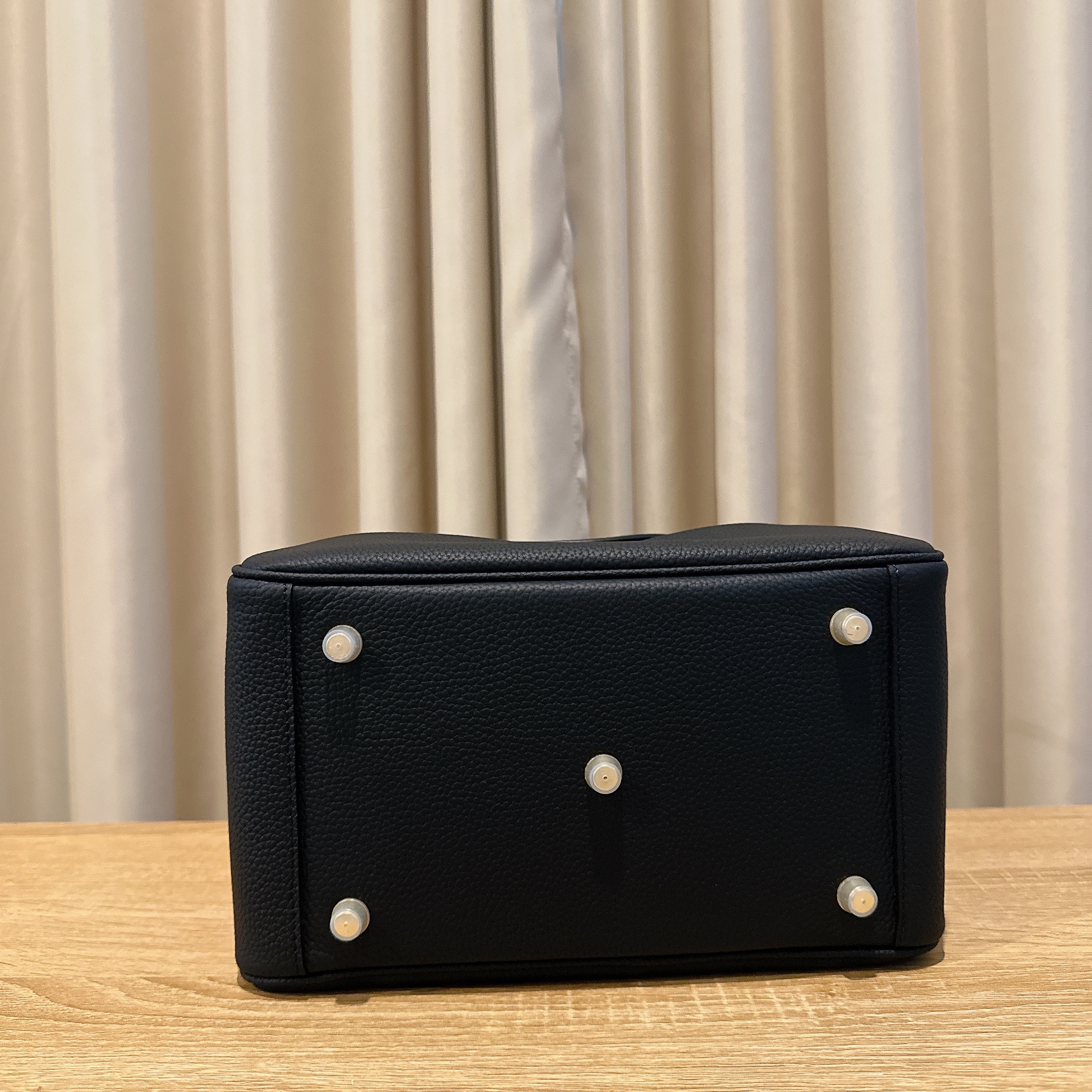 BINNY BLACK 26