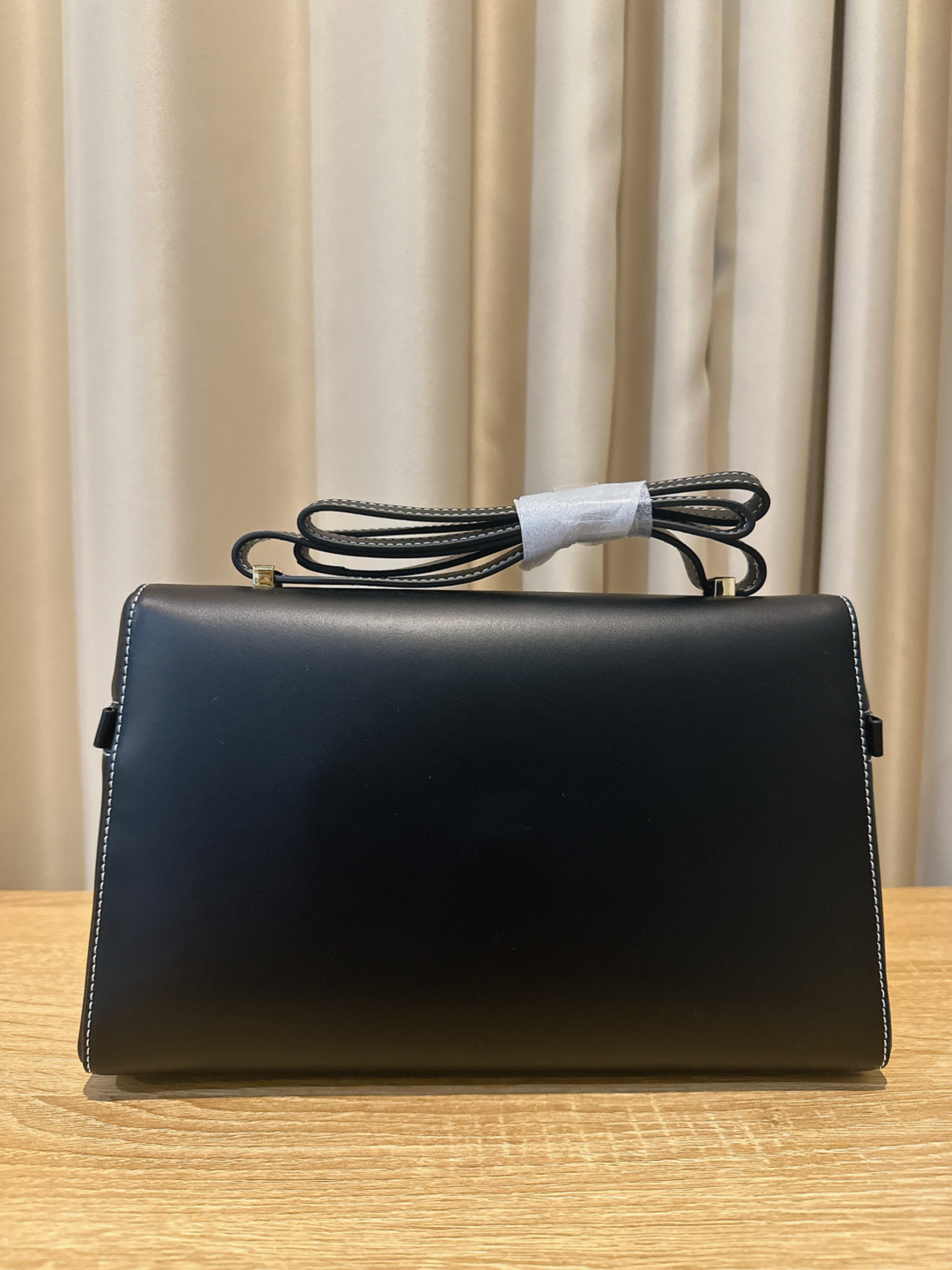 LOUI BLACK 27 IN CALFSKIN LEATHER