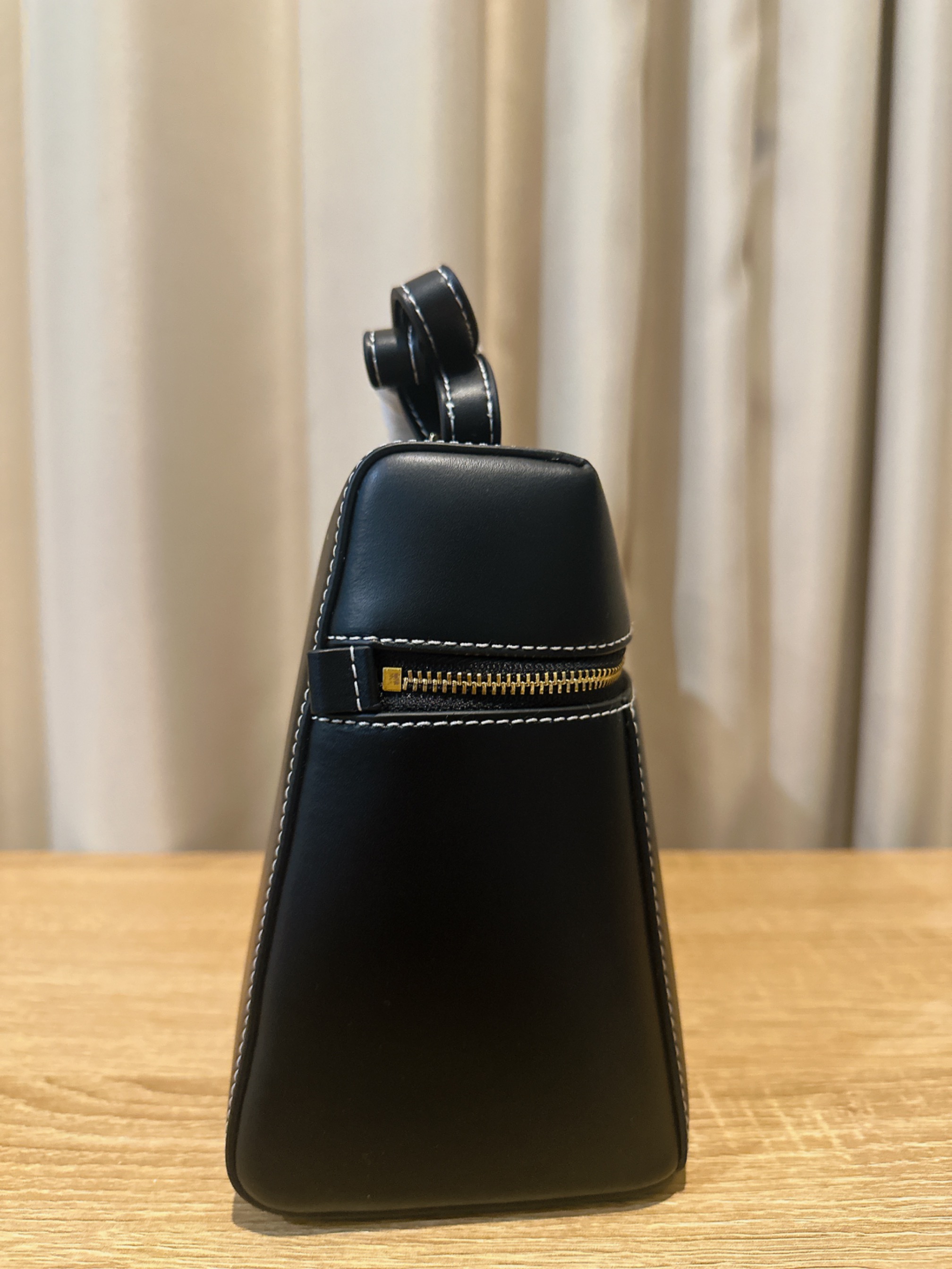 LOUI BLACK 27 IN CALFSKIN LEATHER