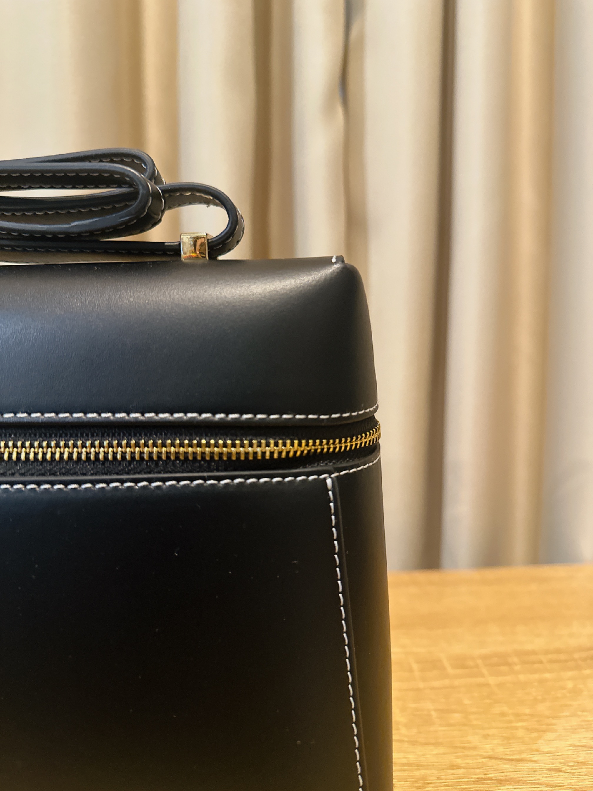 LOUI BLACK 27 IN CALFSKIN LEATHER