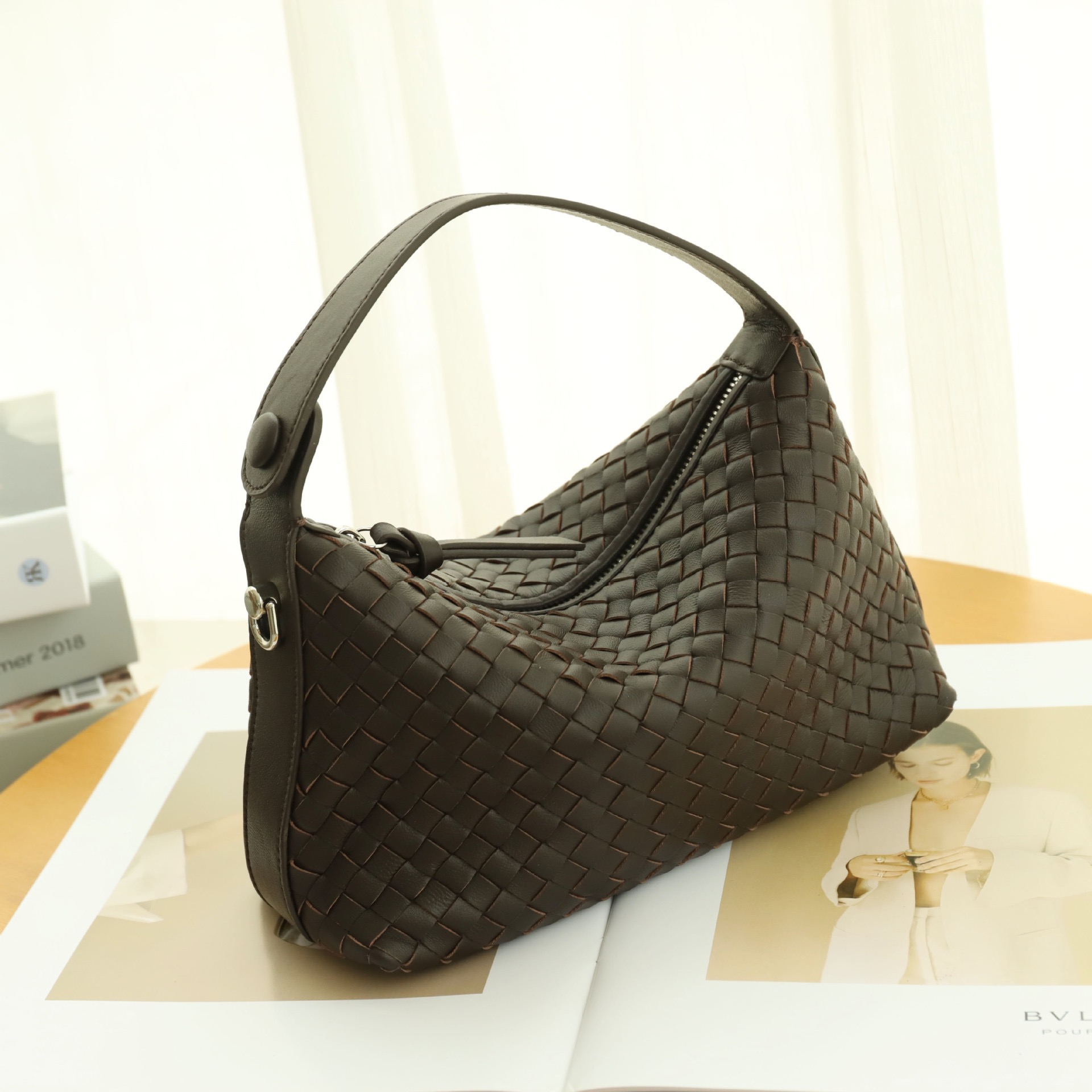 IVY WOVEN BAG (COW LEATHER)