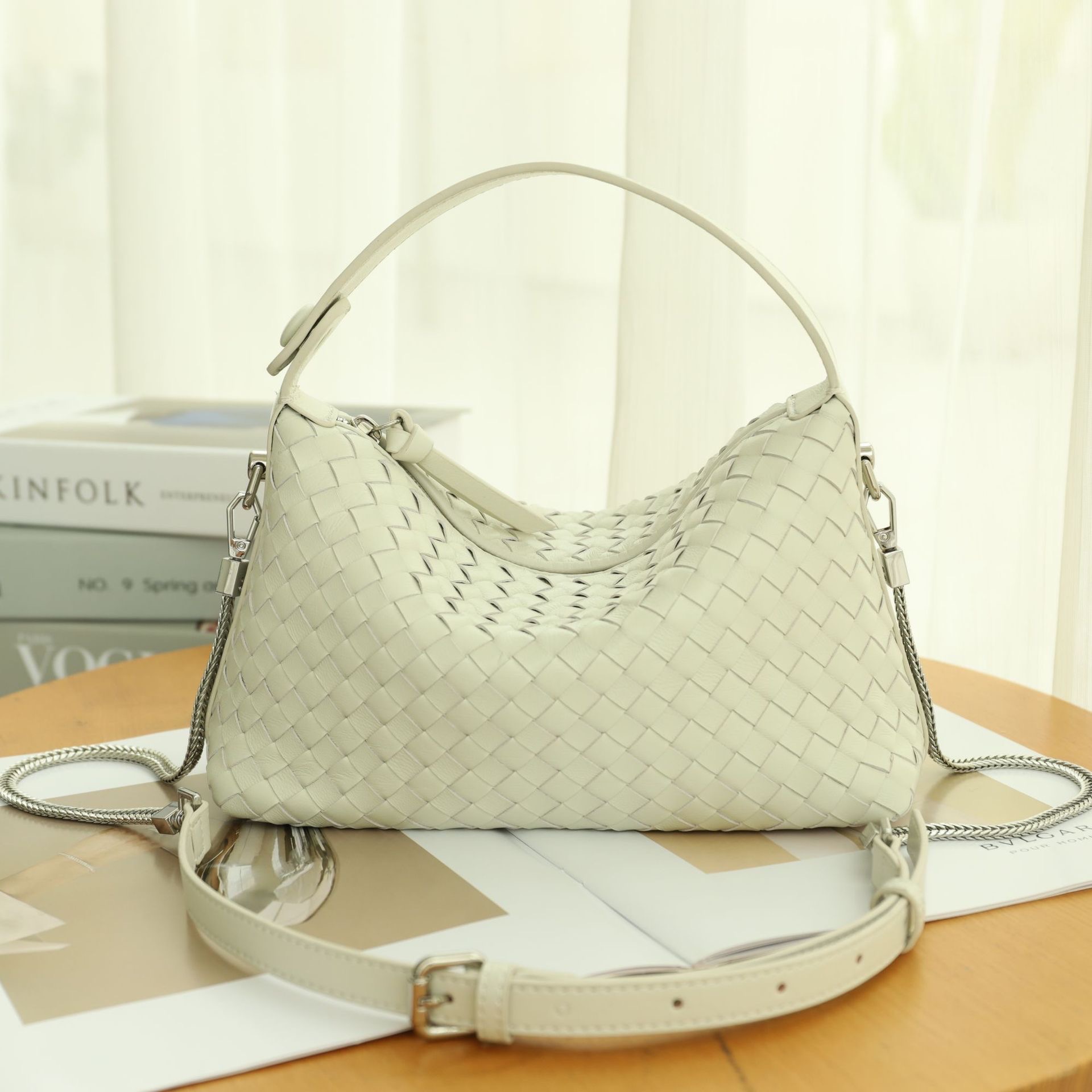IVY WOVEN BAG (COW LEATHER)