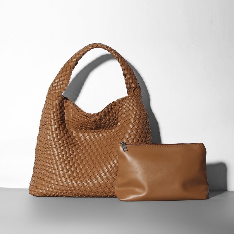 GIORNO WOVEN TOTE (SHEEP SKIN)