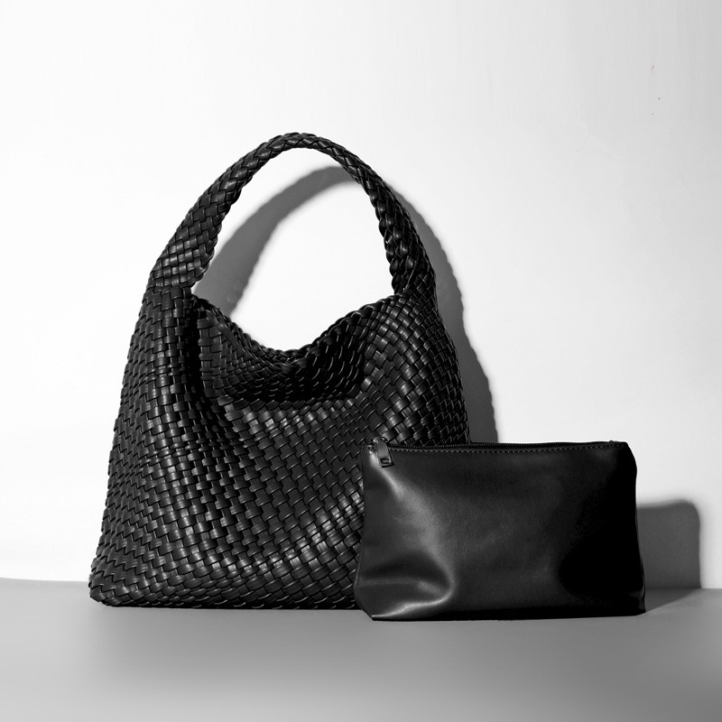 GIORNO WOVEN TOTE (SHEEP SKIN)