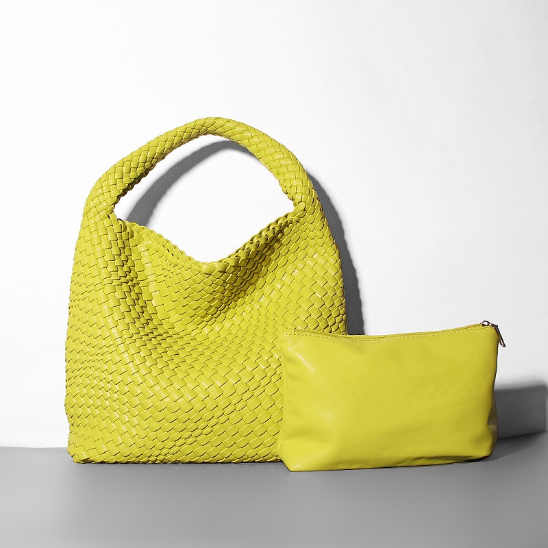 GIORNO WOVEN TOTE (SHEEP SKIN)