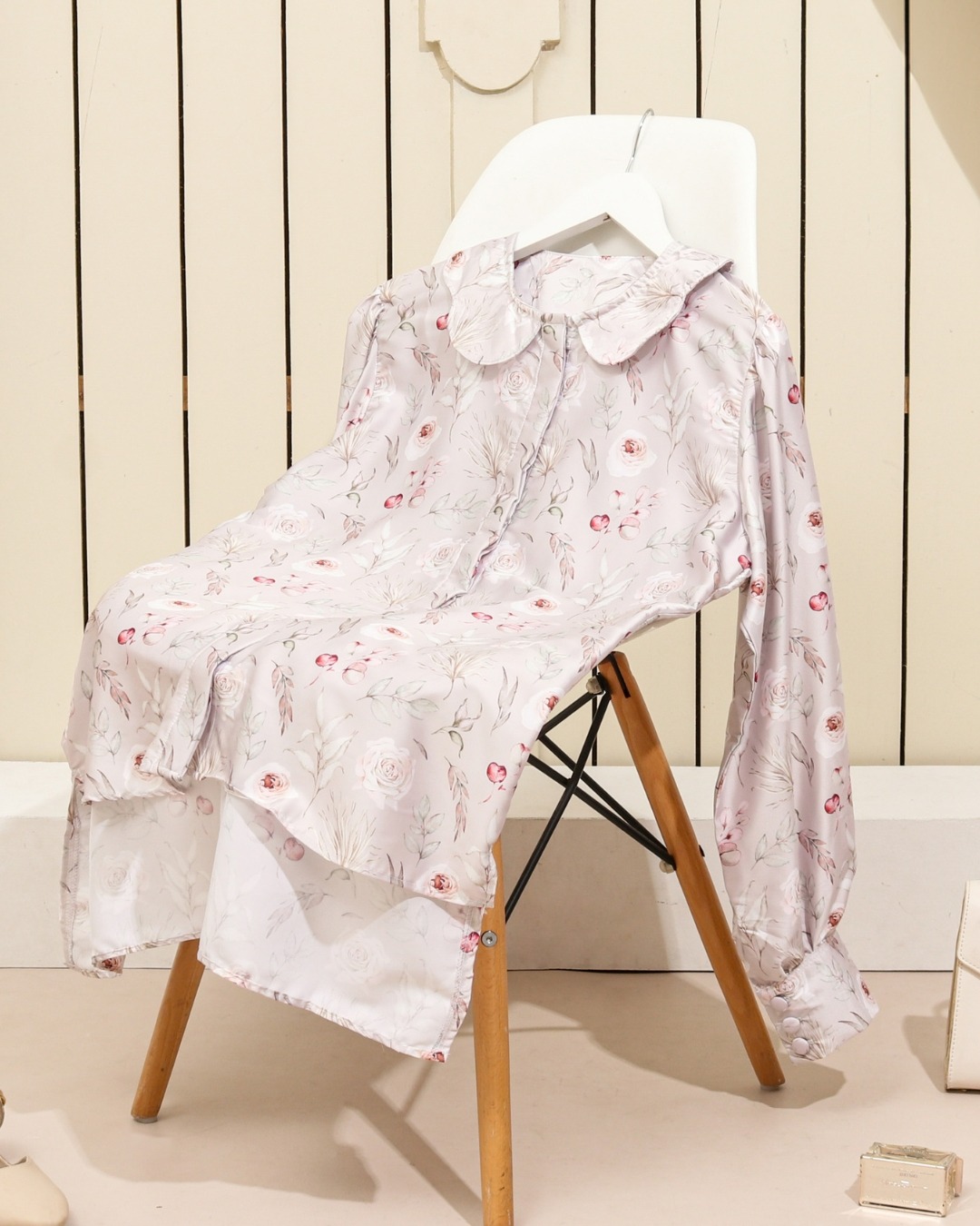 Camellia Blouse Smoke Printing Motif Bunga