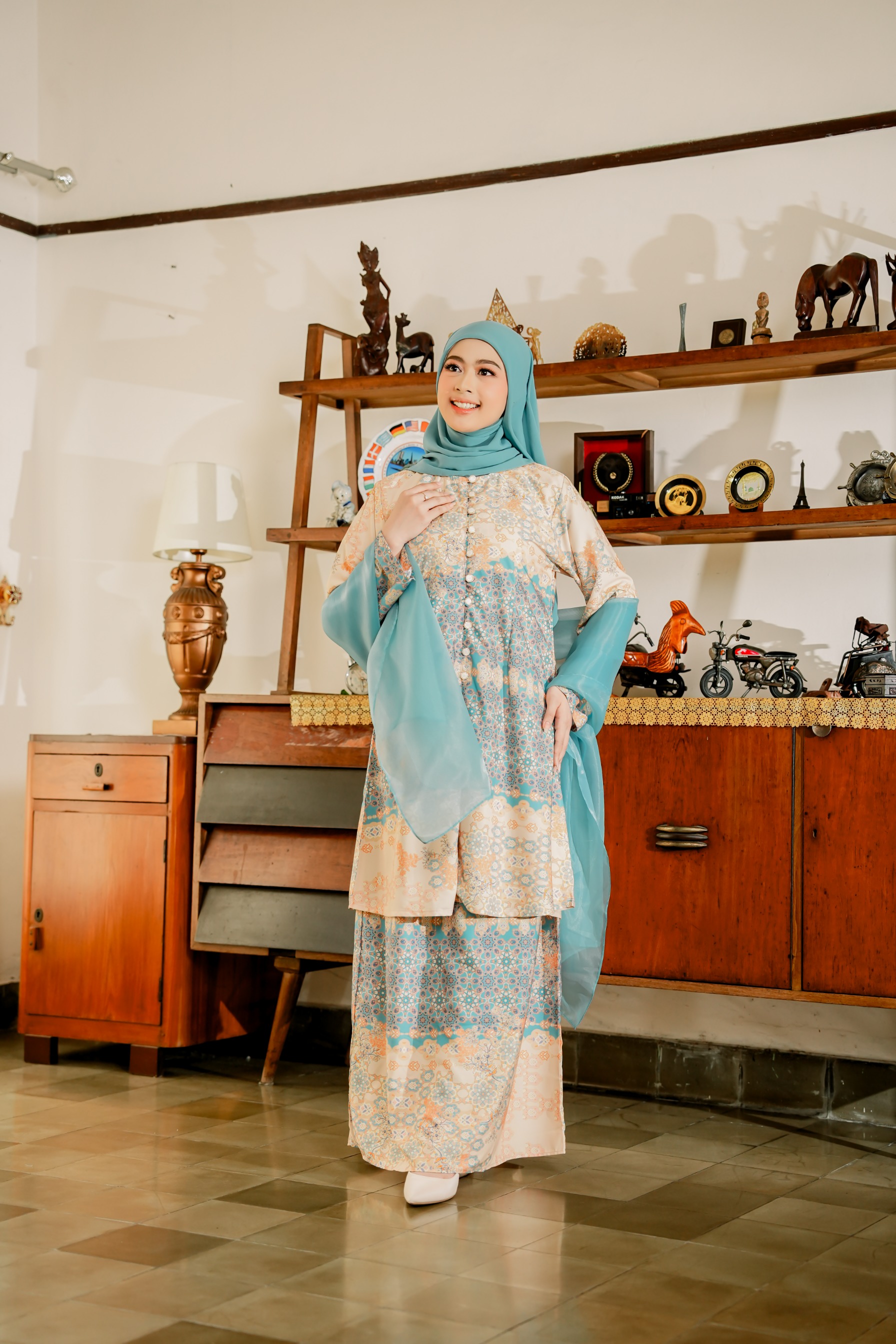 One Set Melayu Seroeni Sarimbit Keluarga