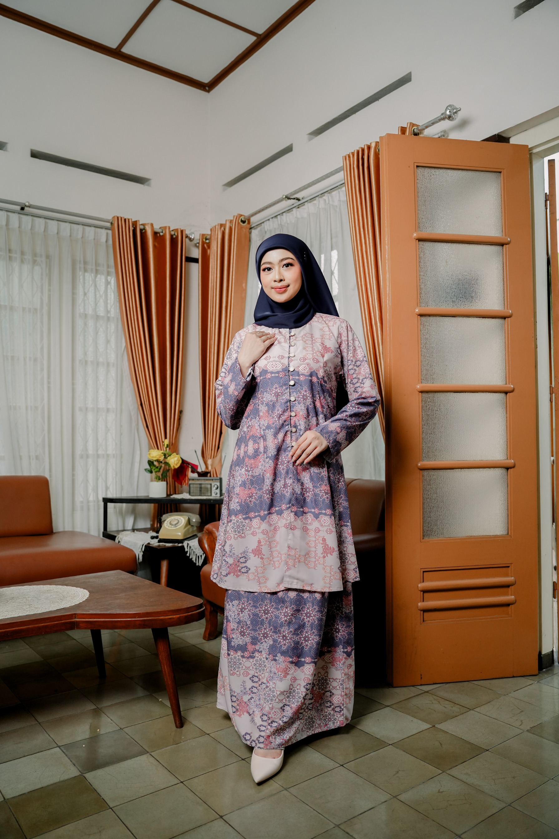 One Set Melayu Seroeni Sarimbit Keluarga