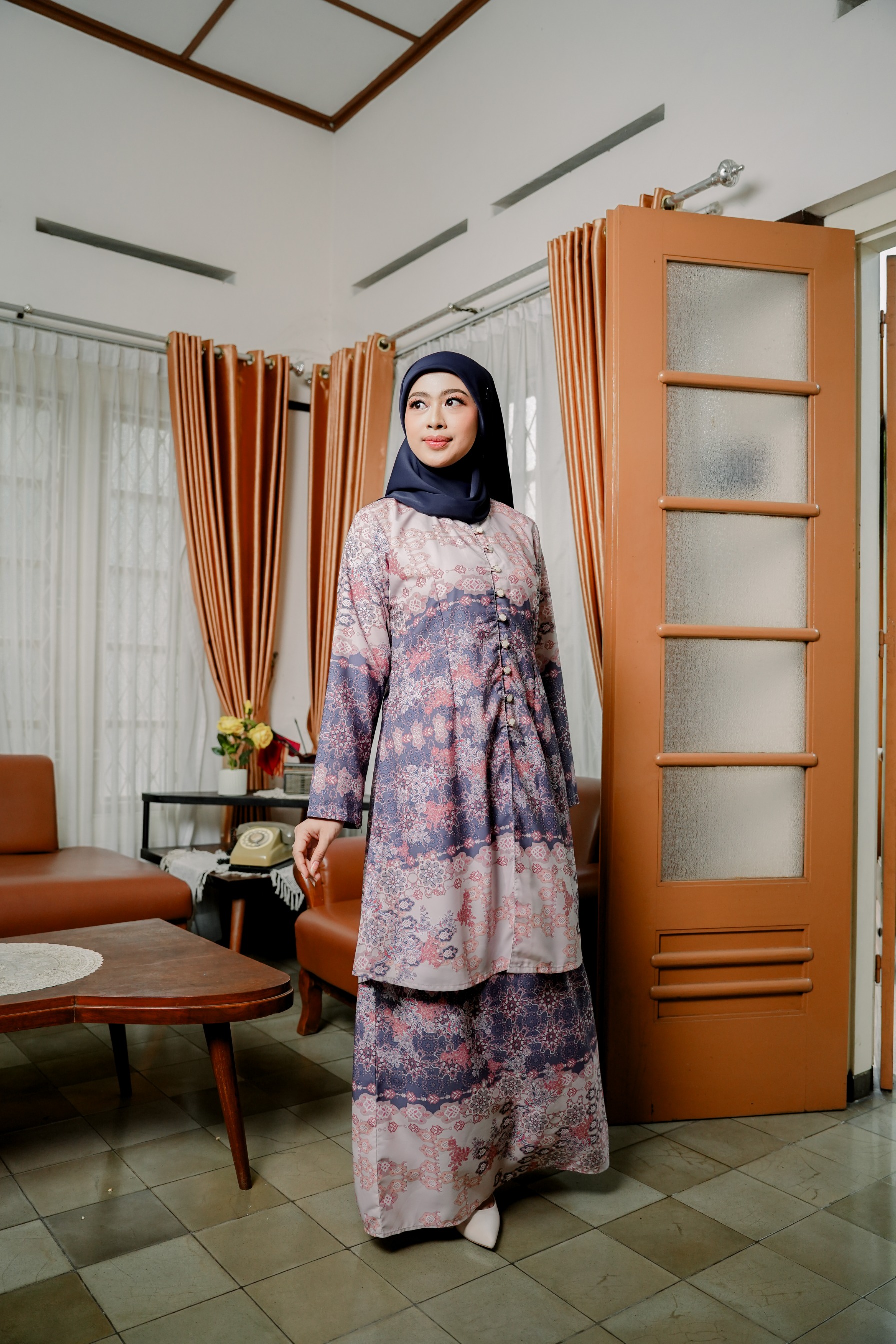 One Set Melayu Seroeni Sarimbit Keluarga