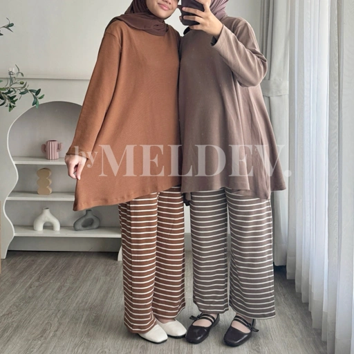 Image of ByMeldev Tania Knit Stripes Set Busui Nonbusui