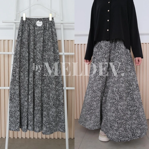 Image of Bymeldev Mono Skirt Motif Bunga