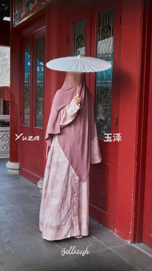 Image of Yuza Abaya