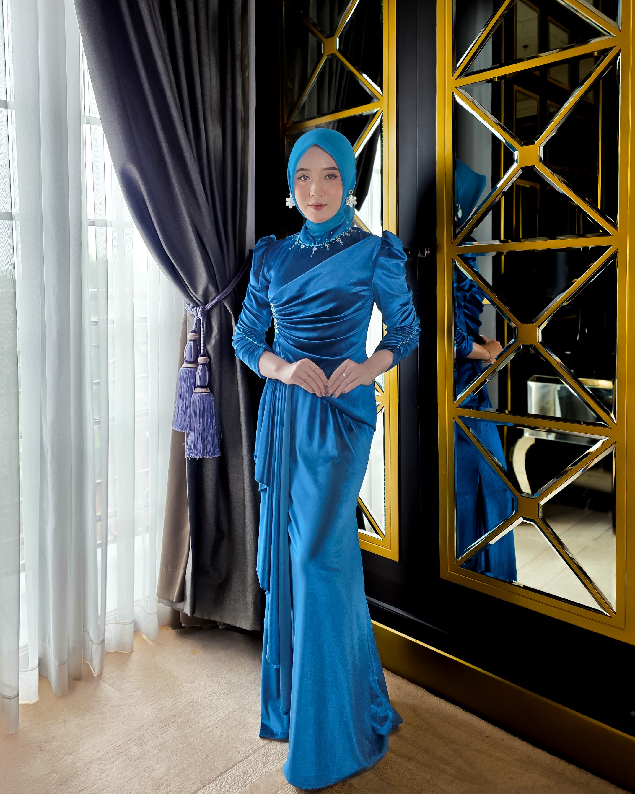Clarriss Dress Bludru Mermaid Payet Ekslusif by Dwiwarna