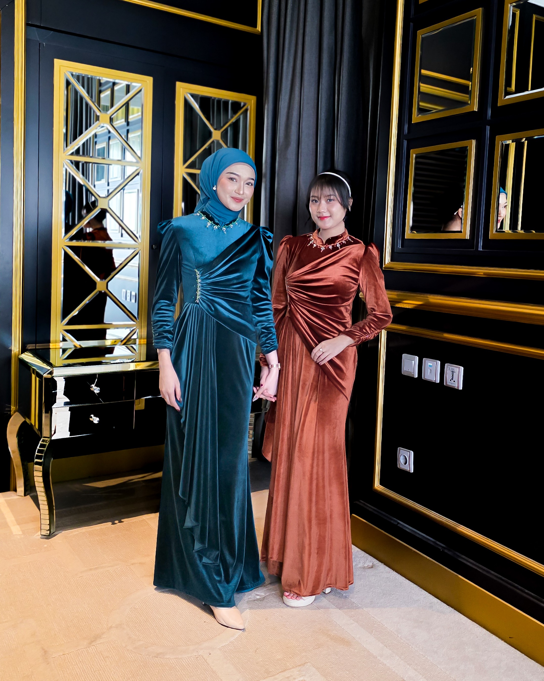 Clarriss Dress Bludru Mermaid Payet Ekslusif by Dwiwarna