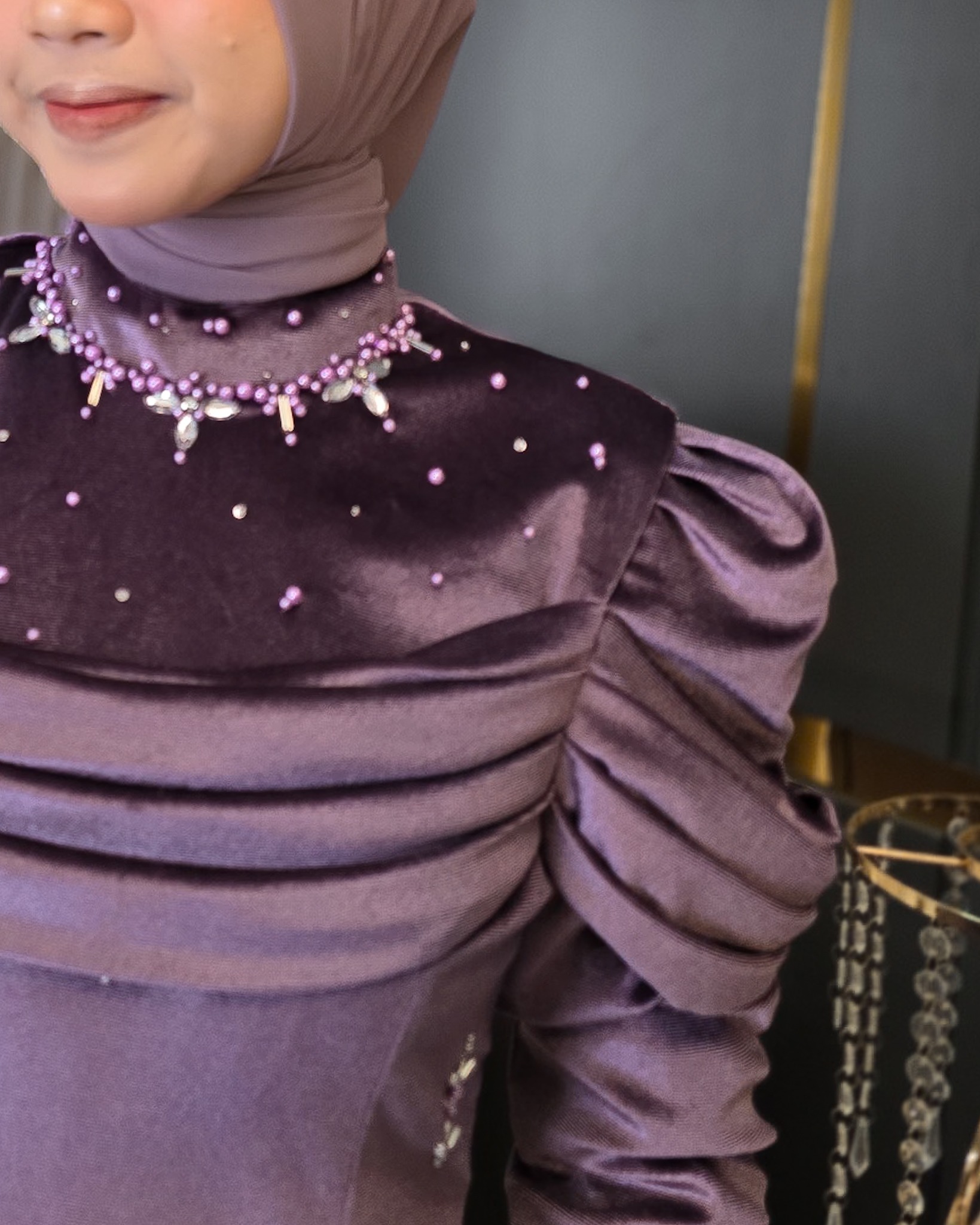 DWIWARNA Sadeera Dress Kondangan Bludru Mermaid Payet Ekslusif by Dwiwarna
