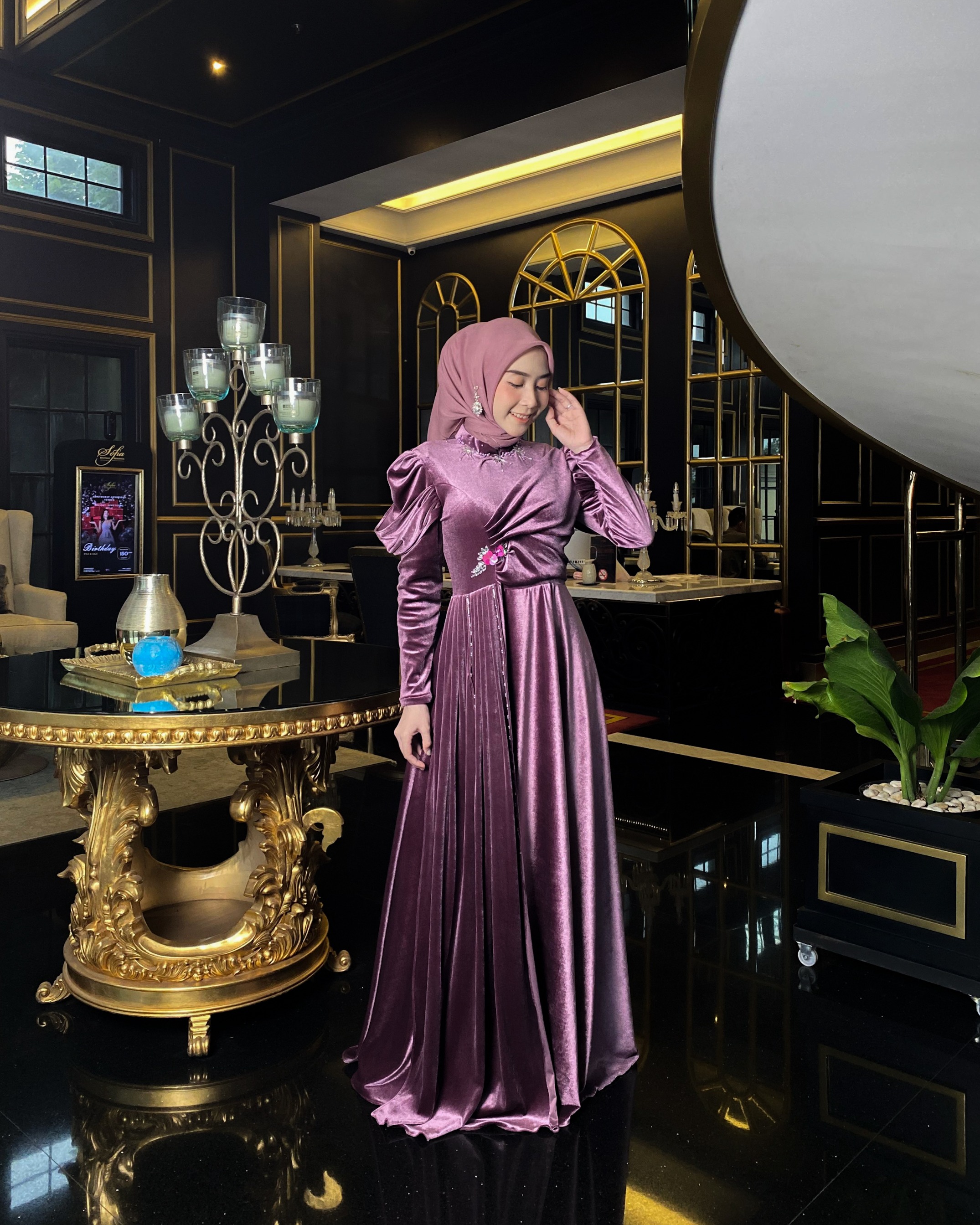 Gressyia Dress Bludru Payet Lebar by Dwiwarna