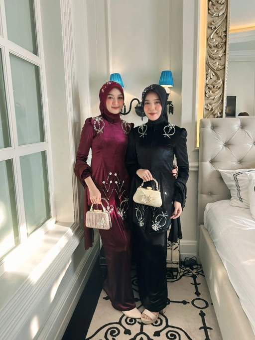 Image of Welastri Dress Kondangan Bludru Payet Ekslusif by Dwiwarna