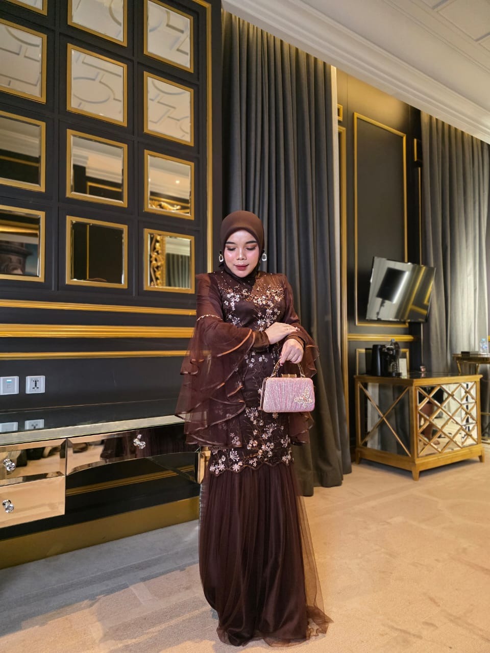 Lorrensyia Dress Kondangan Brukat Gardet Payet by dwiwarna.id