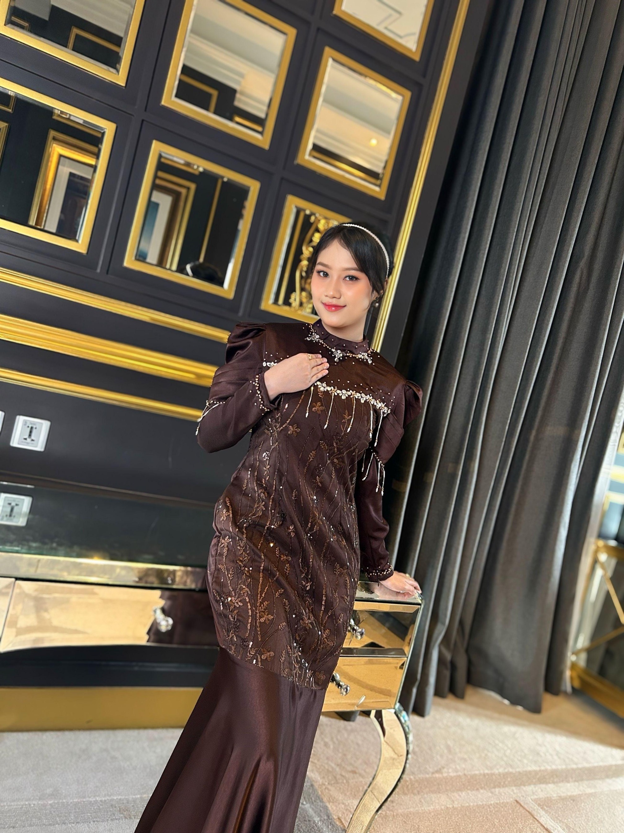 Arshilla Dress Kondangan Brukat Payet Juntai by dwiwarna.id
