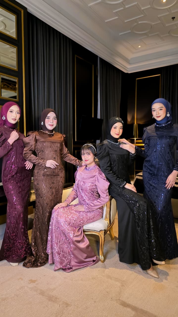 Laksmi Dress Brukat Mermaid Payet by dwiwarna.id
