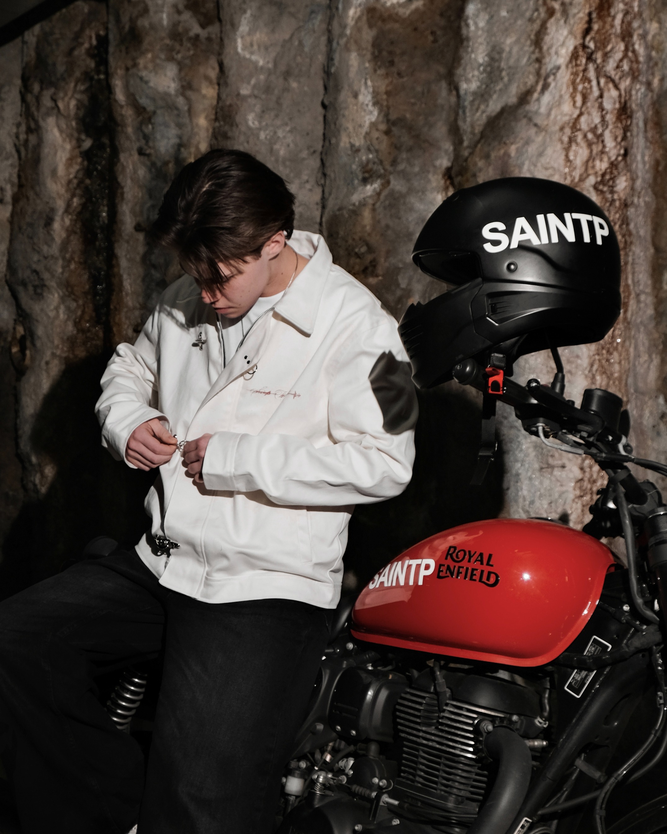 Fireman Clasp Jacket (White)