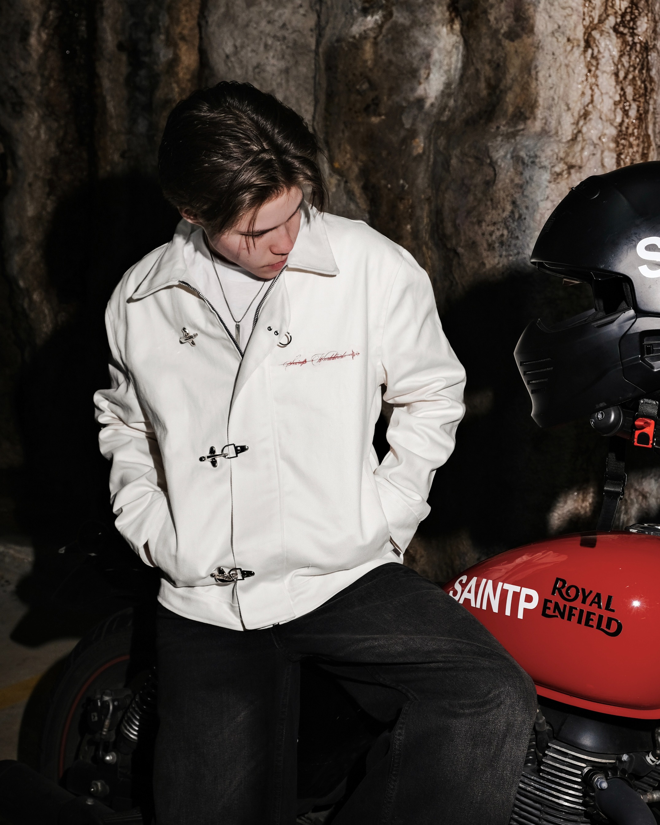 Fireman Clasp Jacket (White)