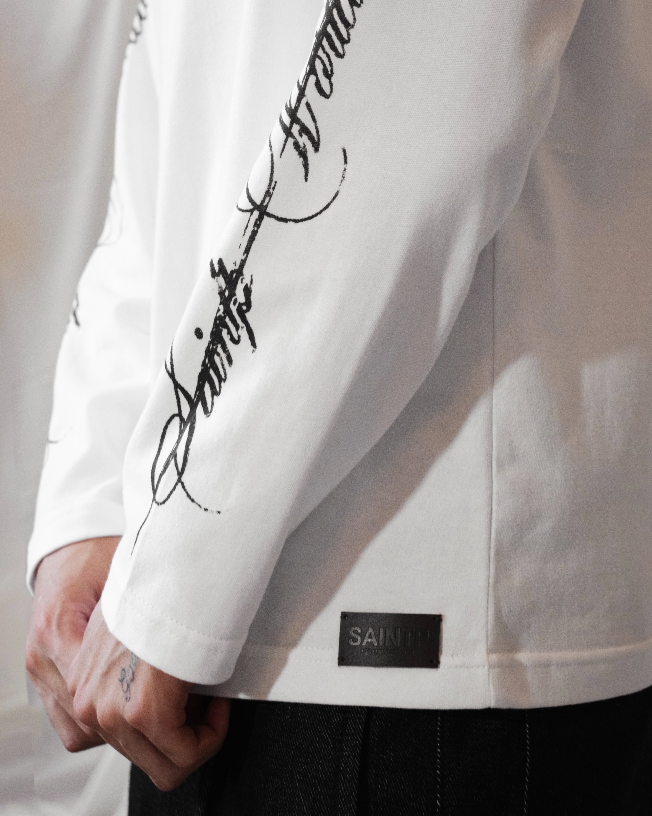 Signature Long Sleeve T-shirt
