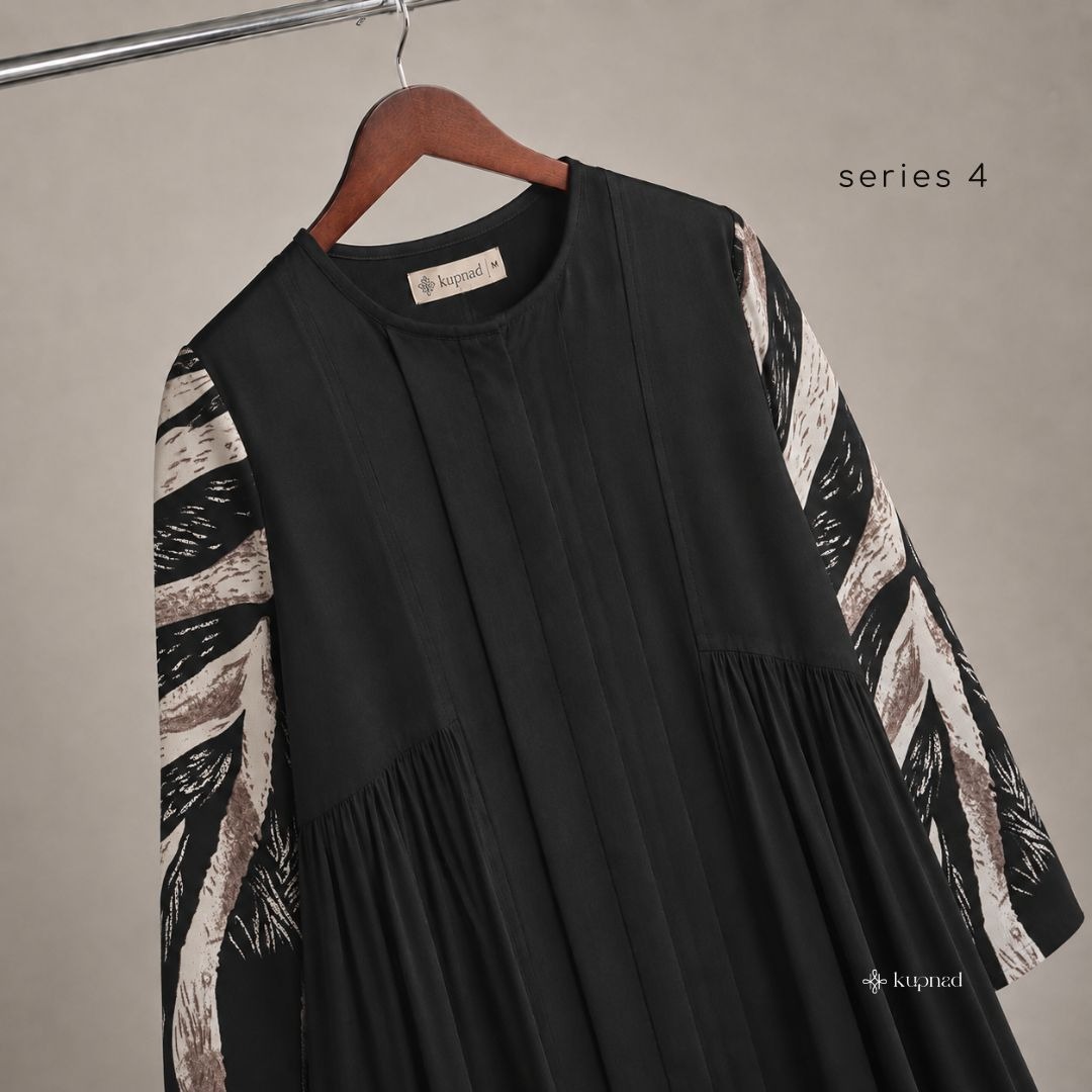 Abaya Hitam Elegan dan Mewah Wanita Rayon Natural Fabric - Aluna Dress by KUPNAD