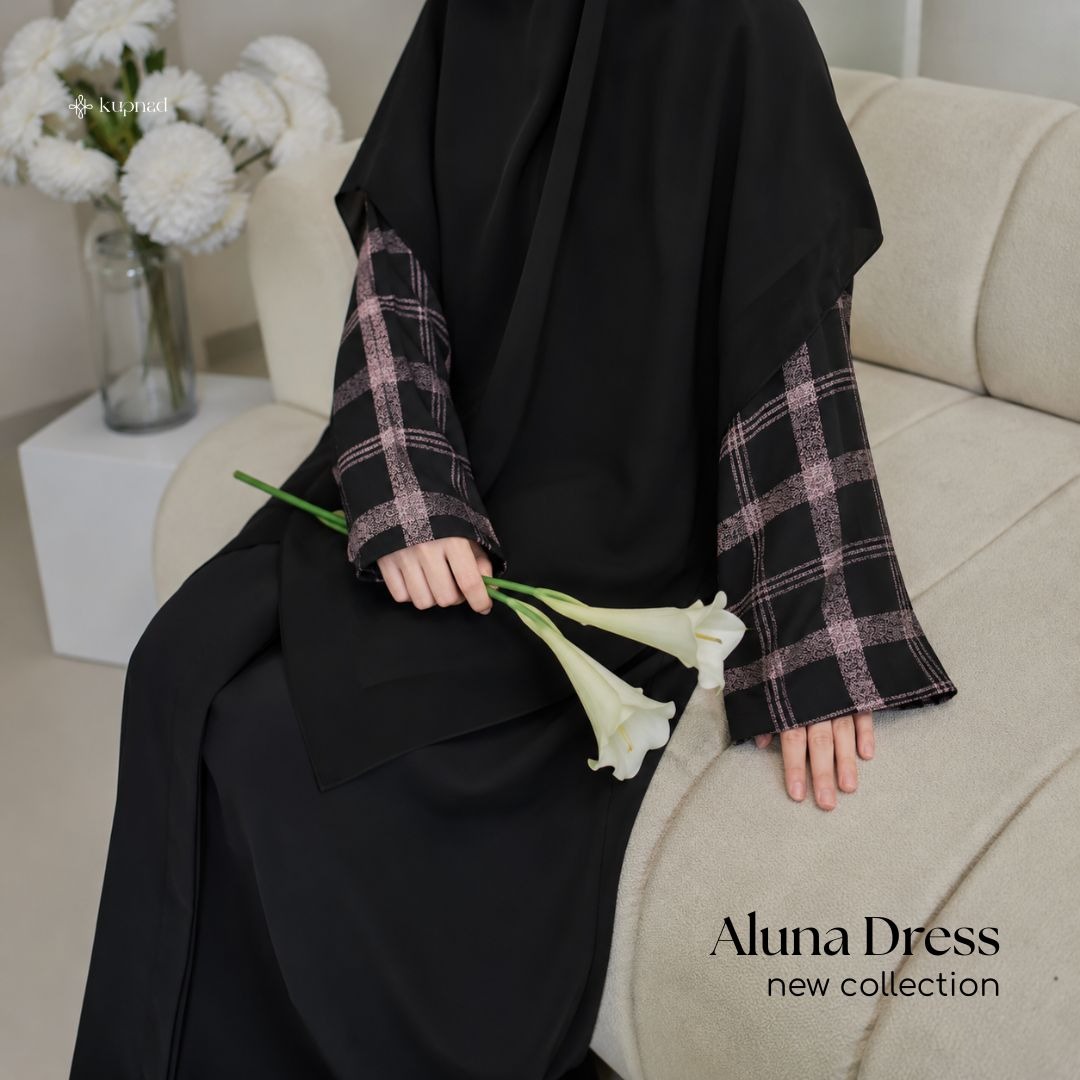 Abaya Hitam Elegan dan Mewah Wanita Rayon Natural Fabric - Aluna Dress by KUPNAD