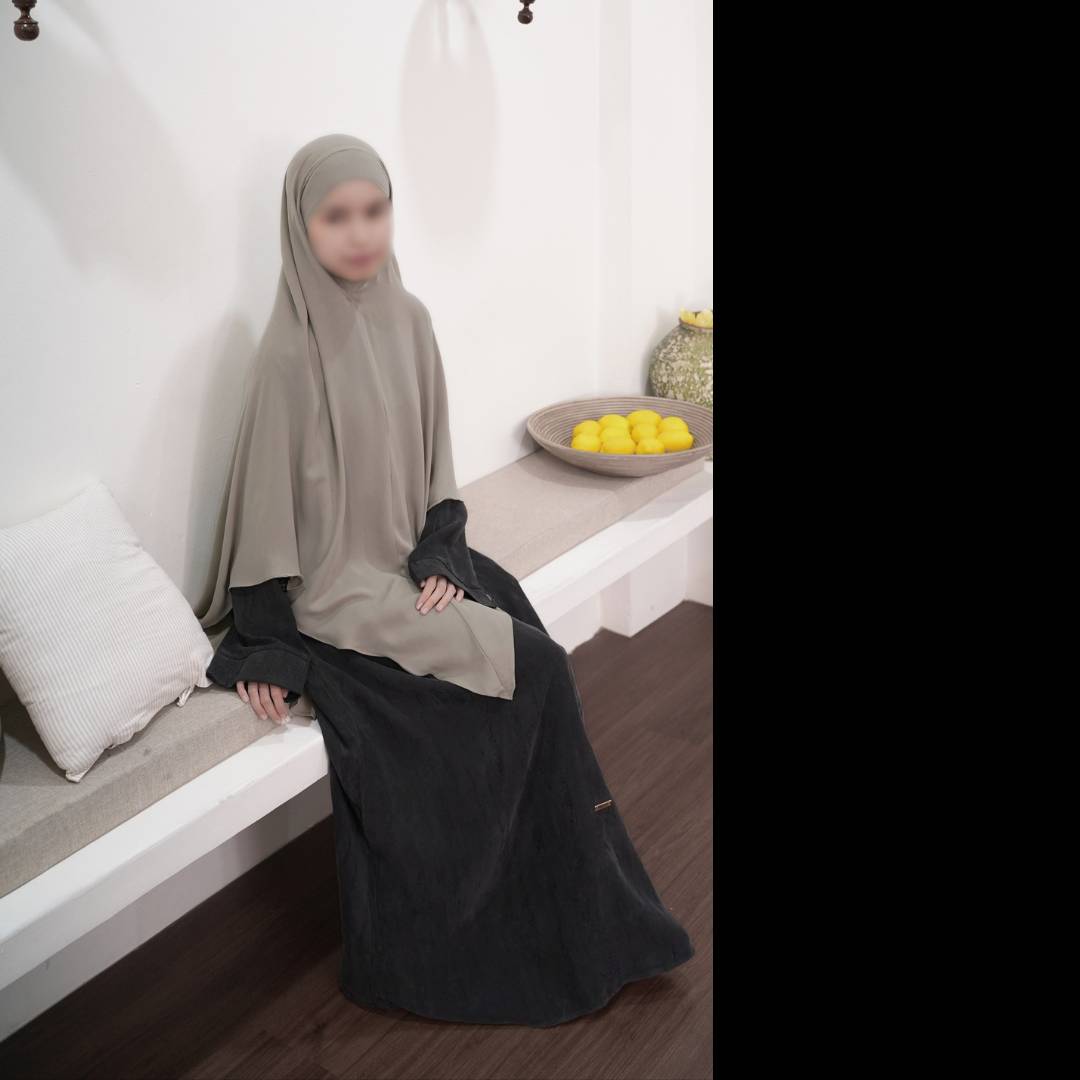 Maryam Abaya Natural Fabric