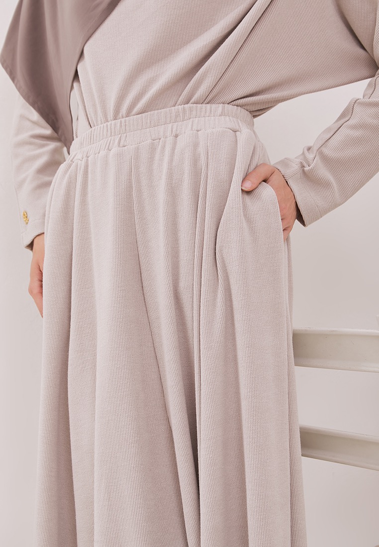 QANNA - Flare Knit Skirt