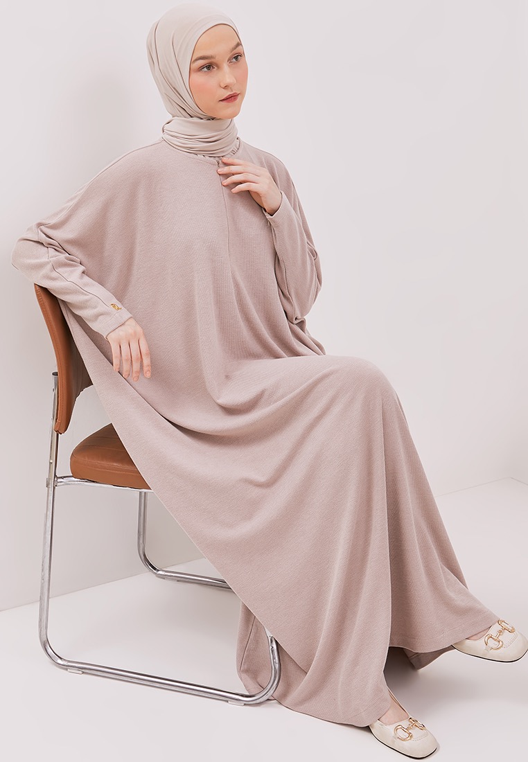 Batwing Knit Abaya