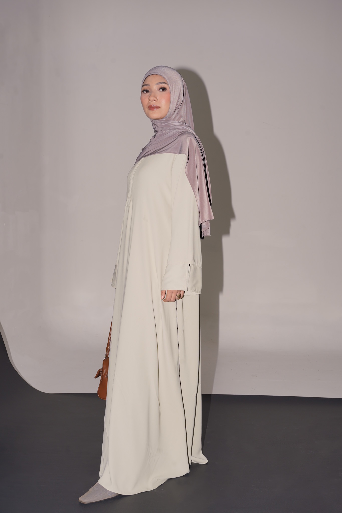 QANNA - Luxe Ease Flared Abaya