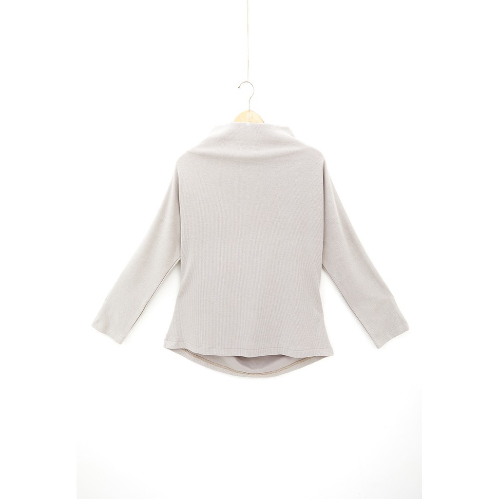 QANNA - Asymmetrical Knit Top