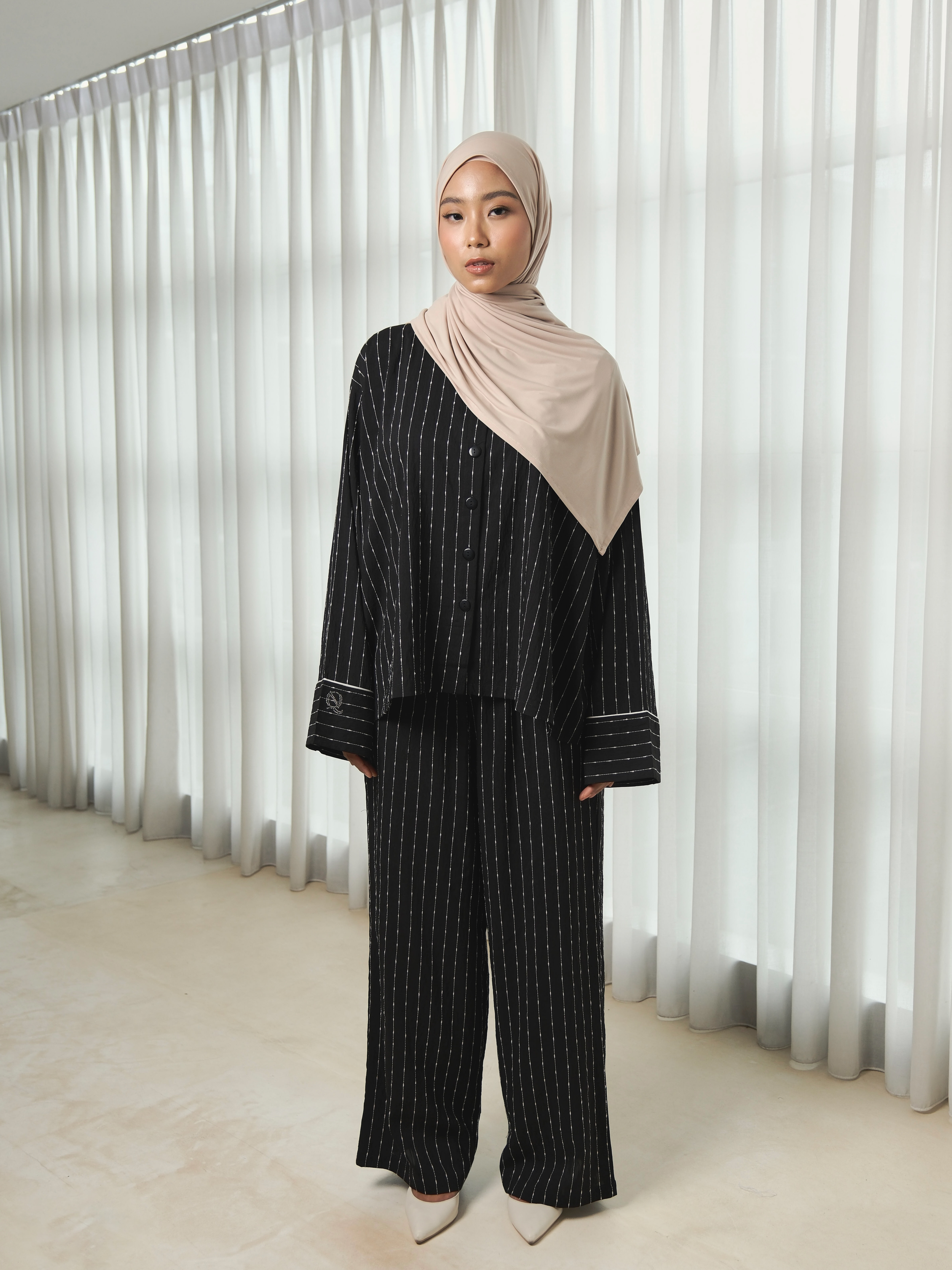 QANNA - Stripe Lounge Pants