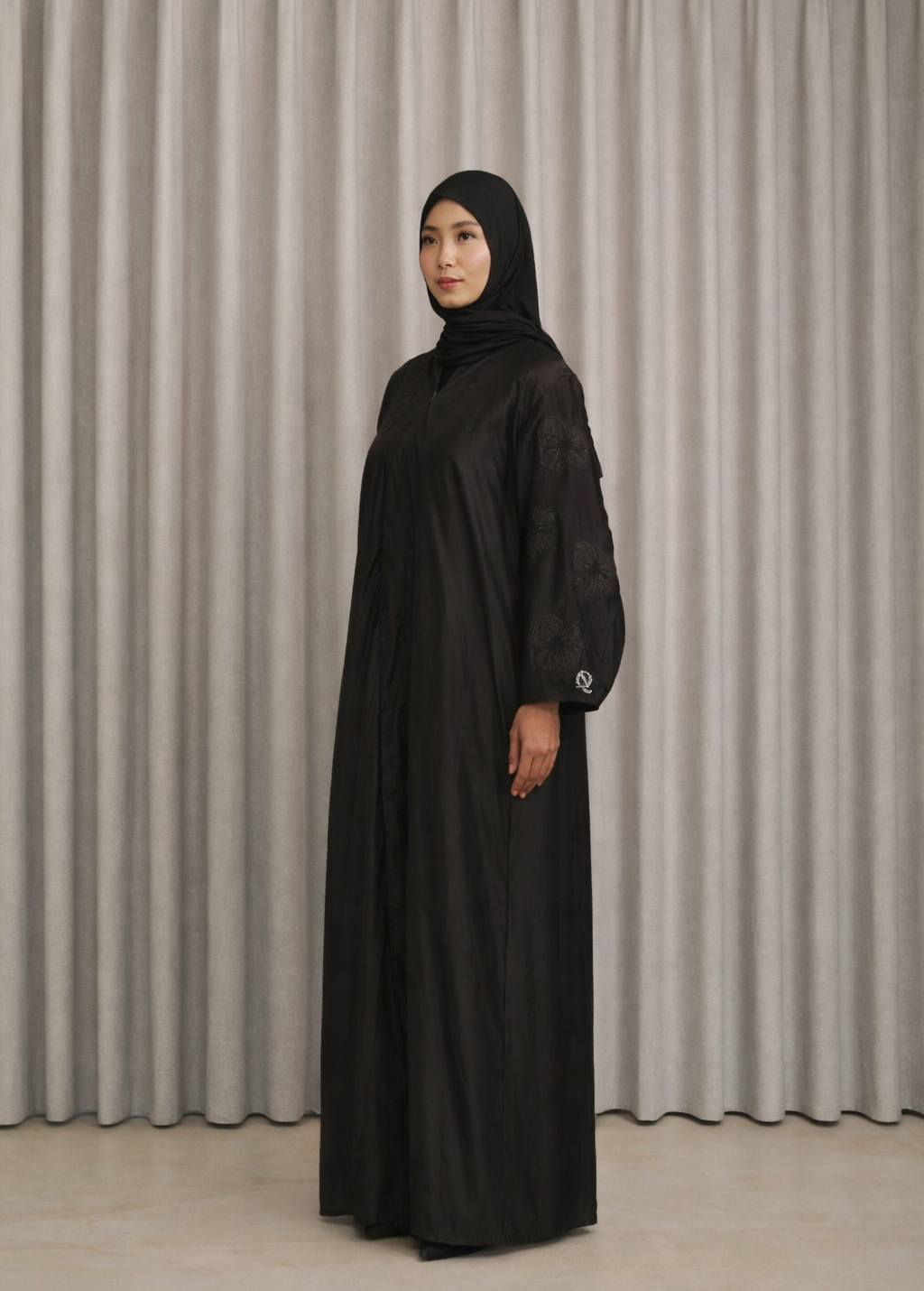 QANNA - Fleur Sleeves Abaya