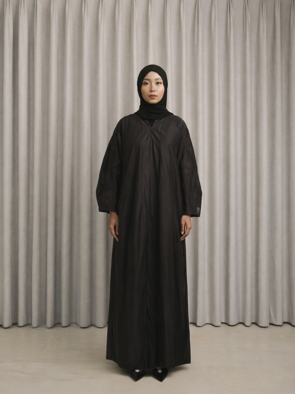 QANNA - Fleur Sleeves Abaya