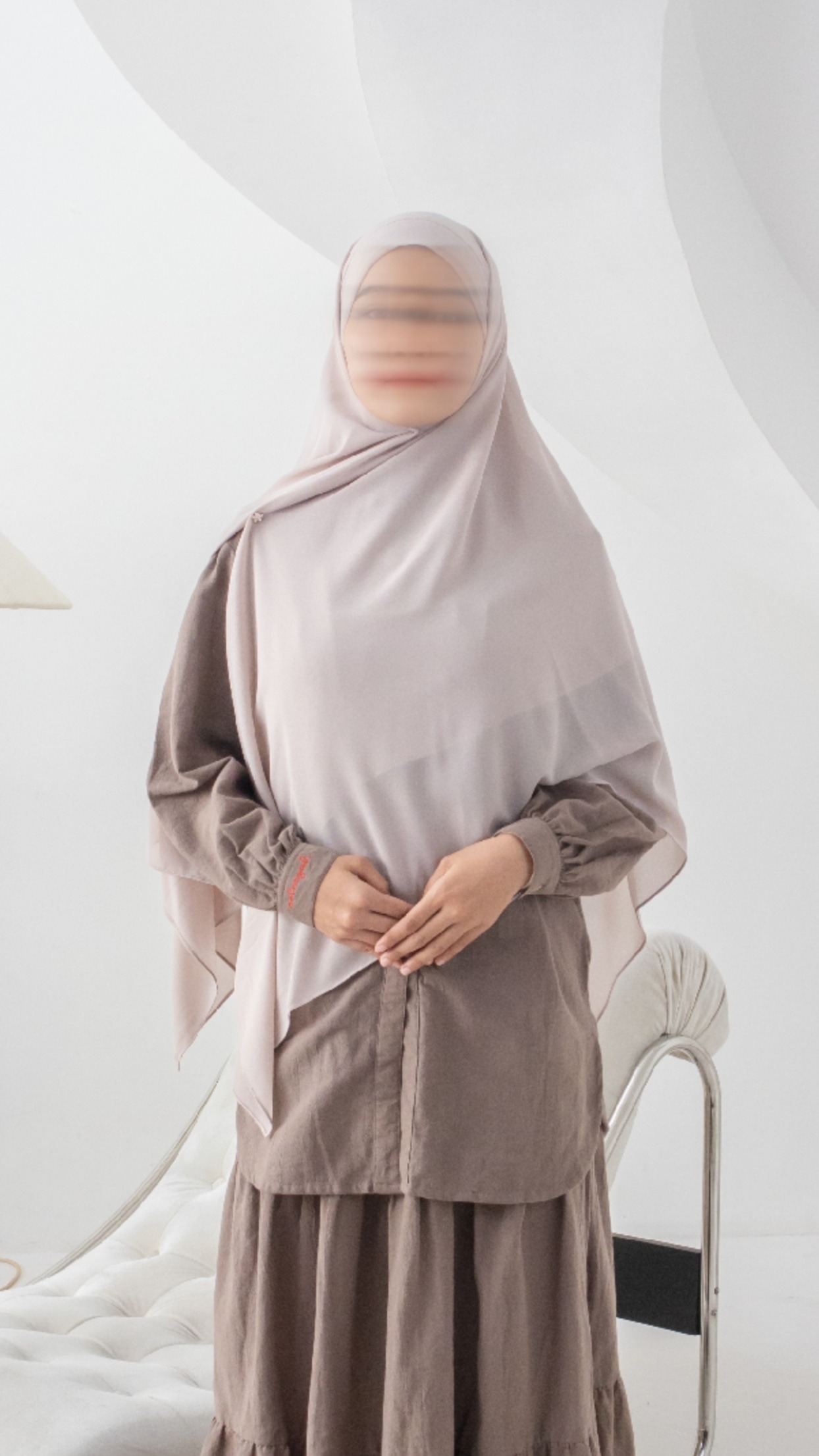 Vivian French Square Ceruty Premium
