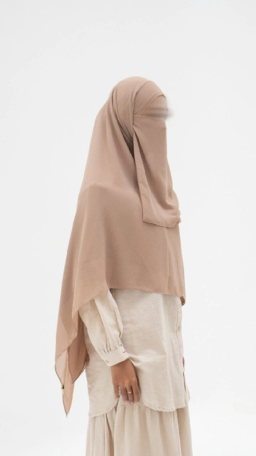 Image of Vivian Ceruty Premium French Square Hijab Semi Instant Syar'i