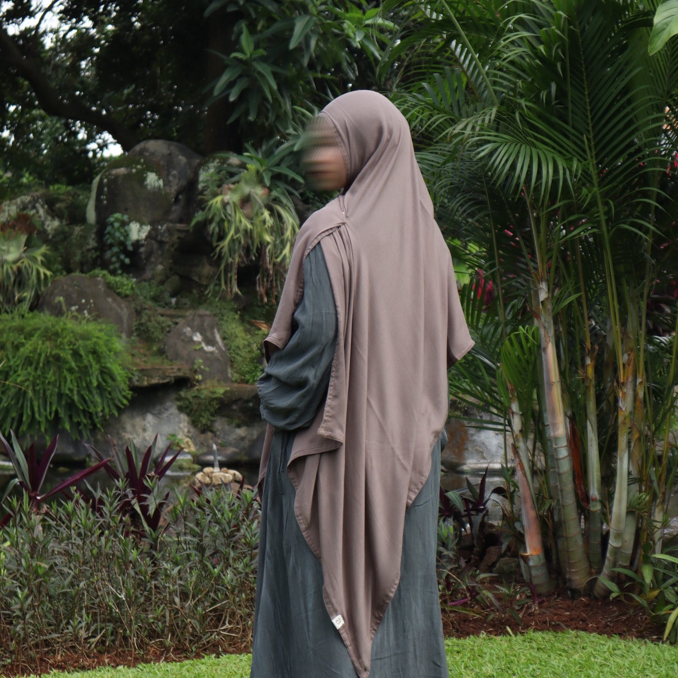 Plaia Abaya Viscose Water Dye | Plaia | Aaleeyah