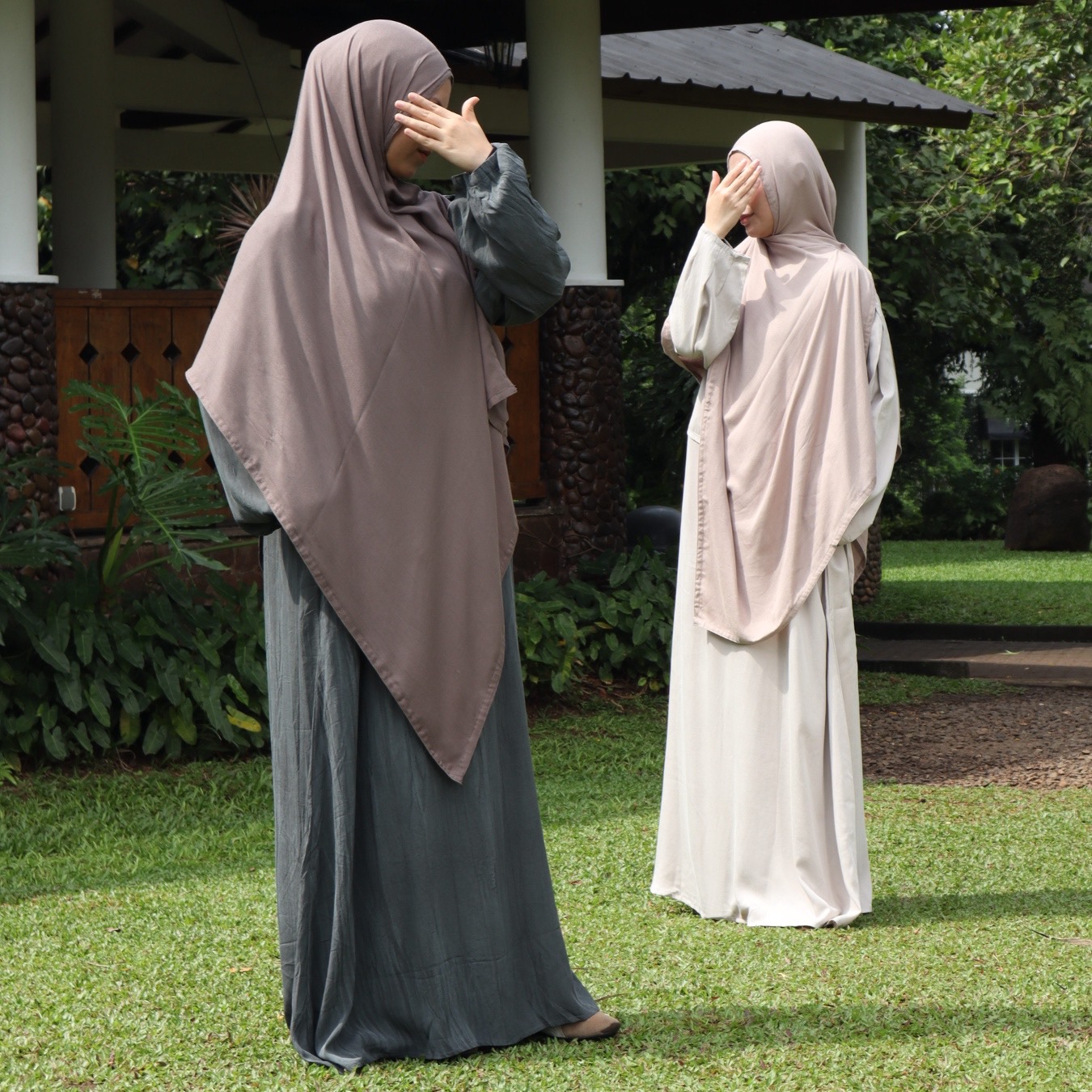 Plaia Abaya Viscose Water Dye | Plaia | Aaleeyah