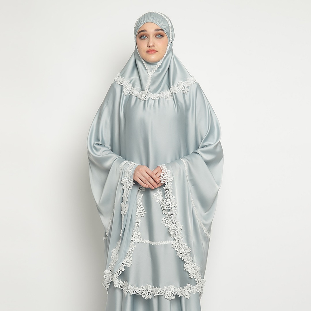 Mukena AIKILA : NIRA in Tosca