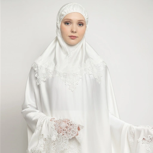 Image of Mukena AIKILA : NAZWA in White