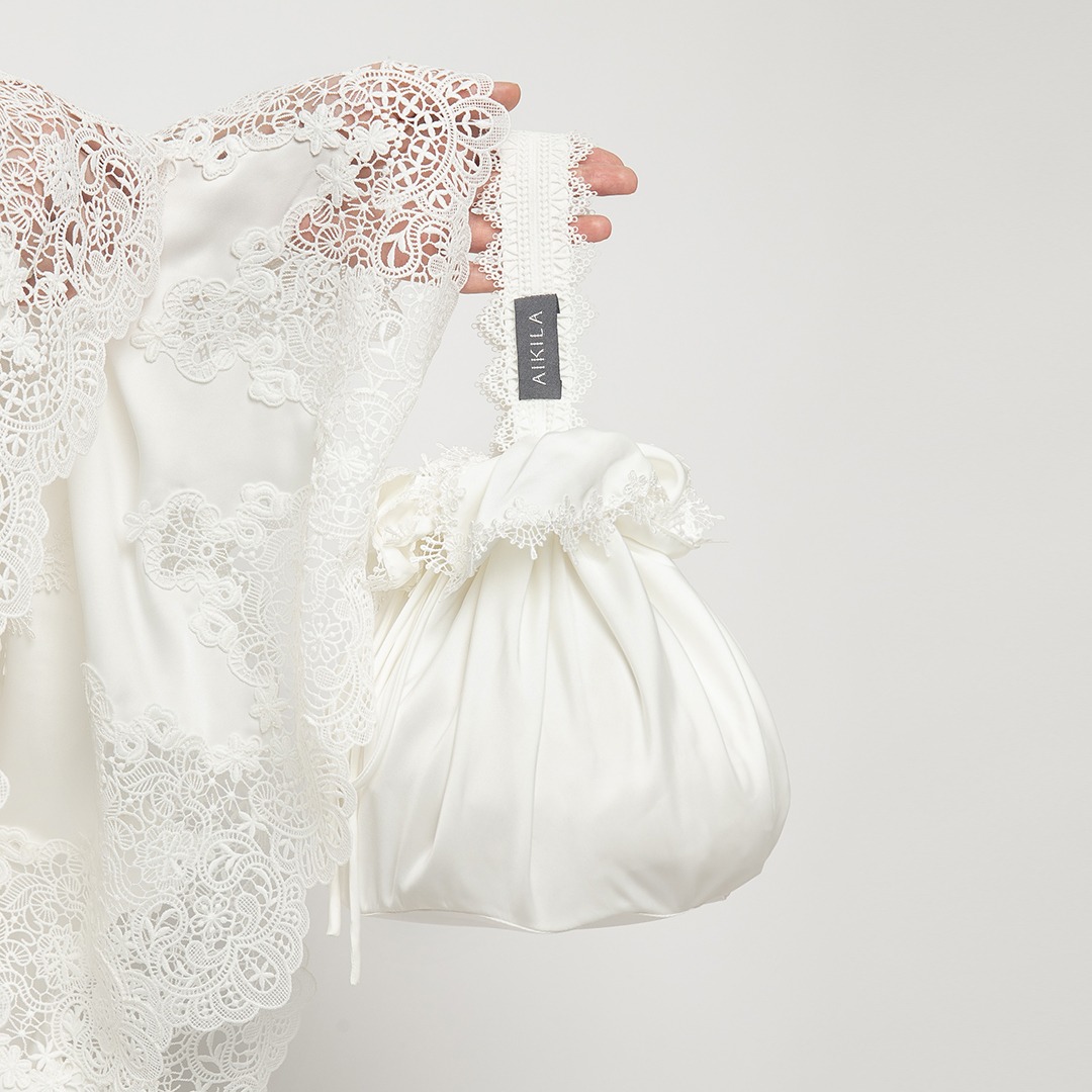 Mukena AIKILA : NAZWA in White