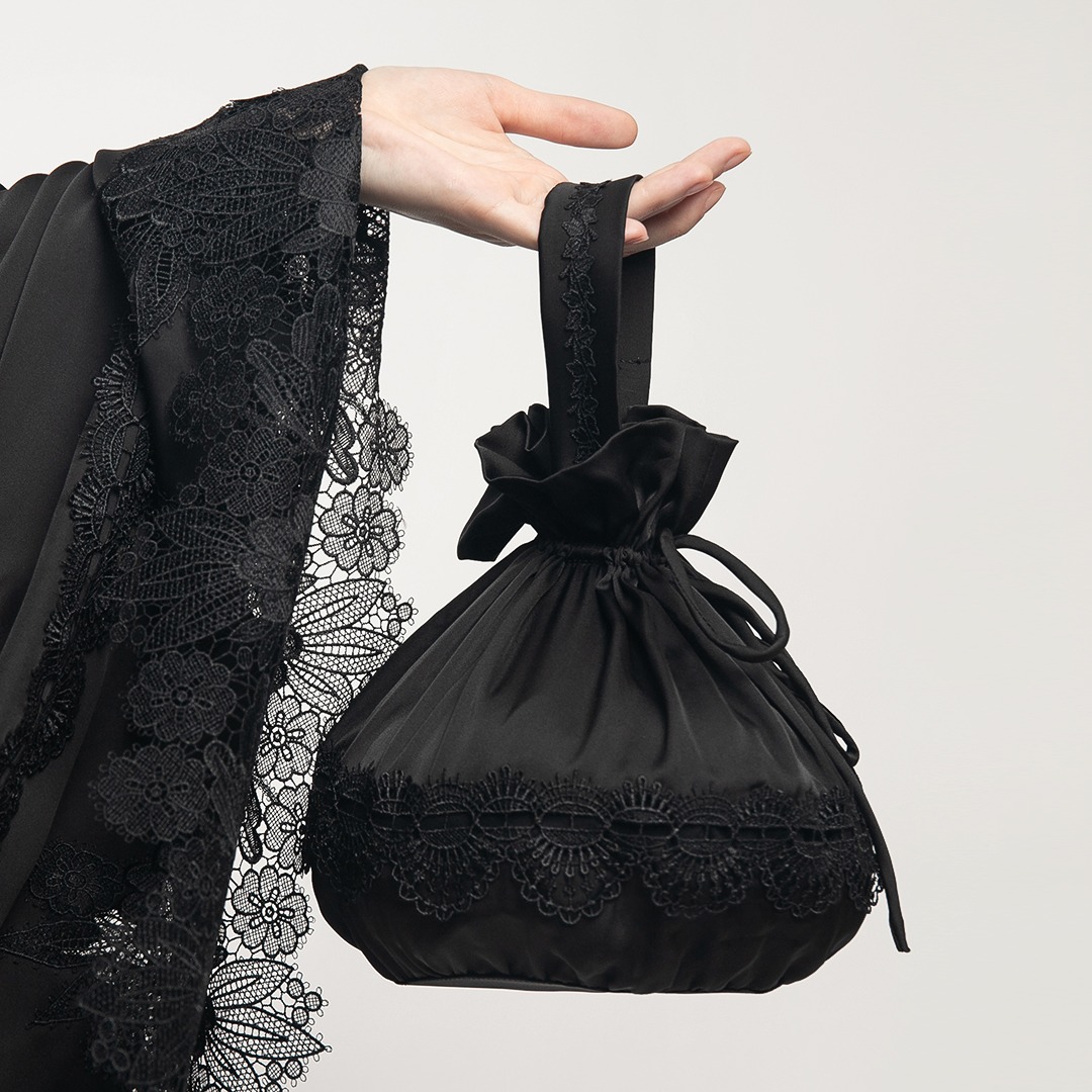 Mukena AIKILA : DAWIYA in Black