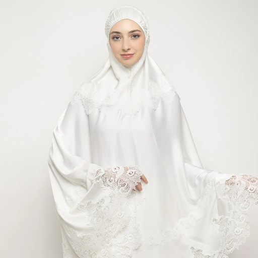 Image of Mukena AIKILA : DAWIYA in White