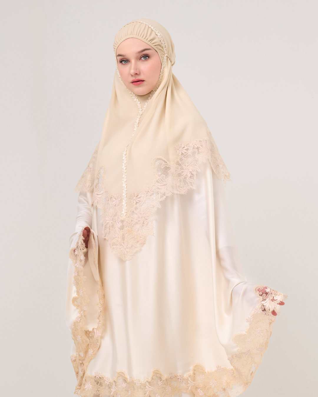 Mukena AIKILA : NAIMA in Ivory